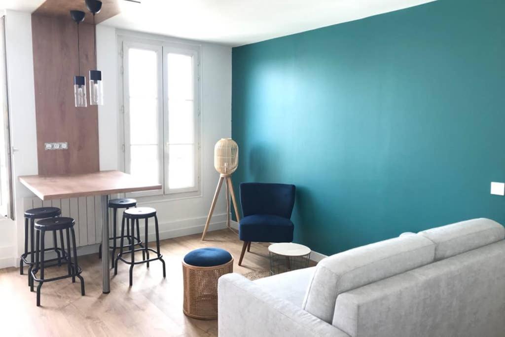 Le Nicole Apartment Chartres Exterior photo